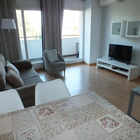 Acogedor Con Piscina Comunitaria Y Parking En Roses, Cerca De La Playa Y Atracciones - Es-204-39 *